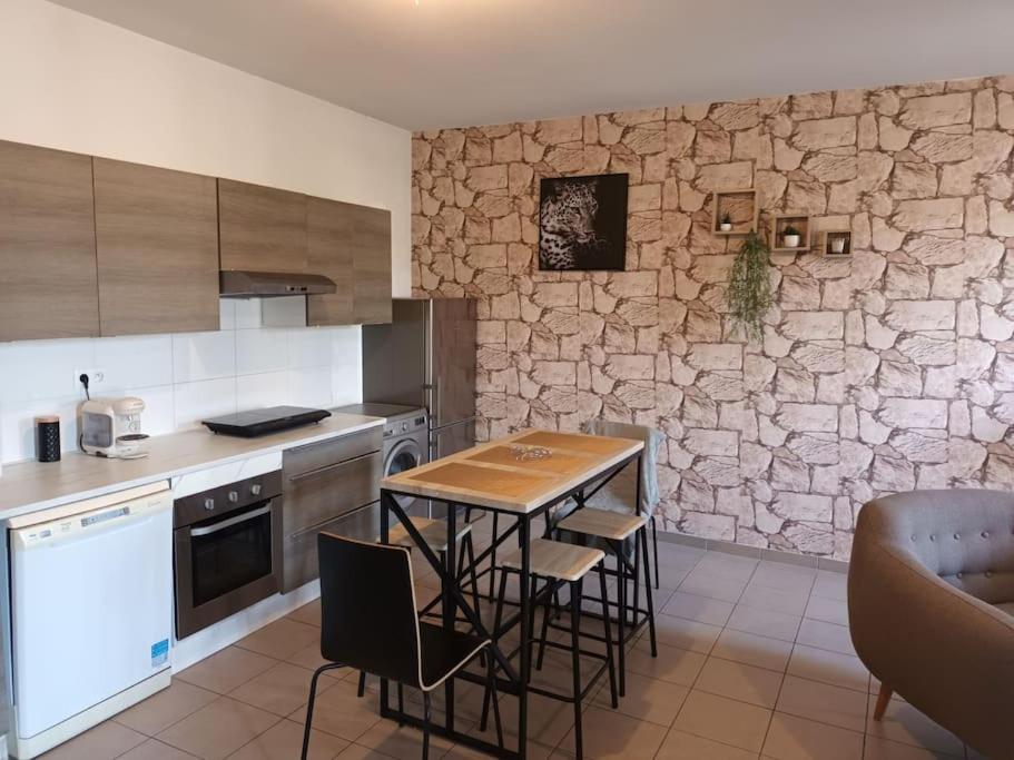 Appartement Duplex Nimes Centre Екстер'єр фото